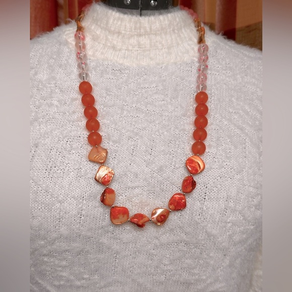 Jewelry - 3/$15 item Vintage necklace Estate sale find